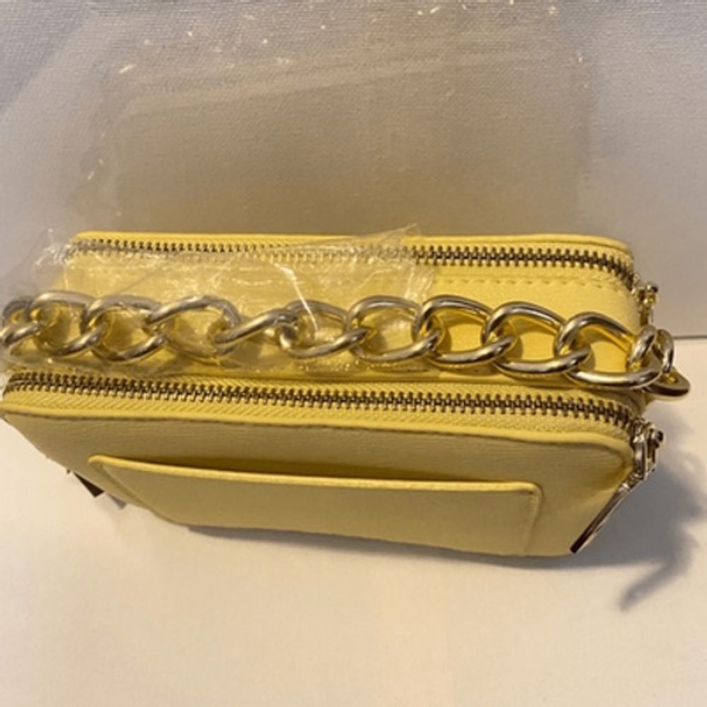 Bebe Bruna Camera Bag Butter Yellow Gold Chain Crossbody Handbag New - Picture 3 of 8